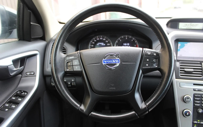 Volvo XC 60 cena 47900 przebieg: 179974, rok produkcji 2009 z Nowa Dęba małe 596